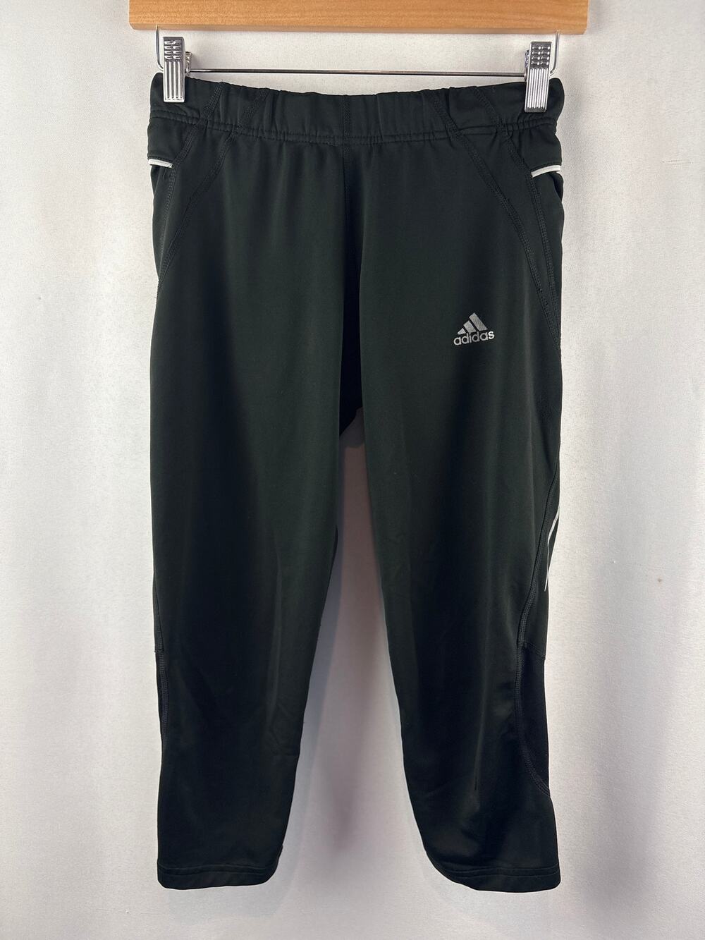 Women’s Adidas Small Black Capri Sports Leggings